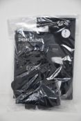 Eight pairs of as new Gore C3 black short cycling gloves (8 x US M, EU 7).