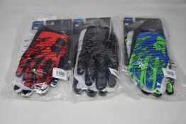 Five pairs of men's as new Fox Racing 180 Peril Gloves in various colours (M).