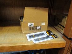 A large quantity of as new Triton 707139 Square Screwdriver Impact Bits (R2 110mm, approximately