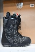 A pair of women's as new Burton Supreme Speedzone snowboard boots (UK 5.5 - RRP £380).