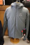 An as new Arc'Teryx Atom AR hoody (M - RRP £279).