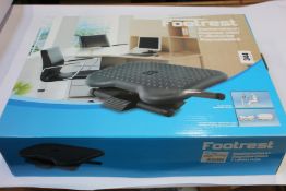 Five boxed as new Comfort Adjustable Footrests (779030).