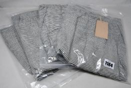 Four as new Stella Nova Chloe skirts (EU 34, 36, 38,40).