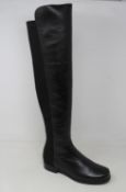 A pair of as new Stuart Weitzman 5050 boots (EU 36).