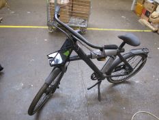 A pre-owned Vanmoof X3 electric bike (Bike does not have chain or chain guard, viewing advised).