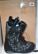 A pair of women's as new Burton Supreme Speedzone snowboard boots (UK 6 - RRP £380).