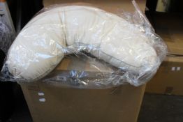 Five as new Konges Sloejd Organic Kapok Nursery Pillows.