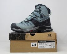 A pair of women's as new Salomon Quest 4 GTX boots (UK 6).