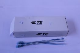 A pack of 100 TE Connectivity B-040-22-N Solder Sleeve with lead, Transparent Blue Coaxial