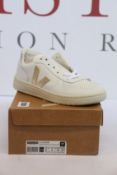A pair of as new Veja V-10 trainers (UK 6).