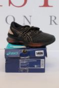 A pair of women's as new Asics Gel Nimbus 22 Platinum trainers (UK 6).