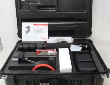 A Leica Disto S910 P2P Package for convenient and precise measuring (Item powers on, item is