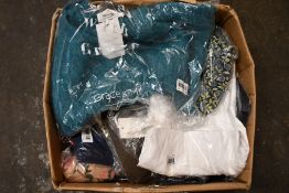 A quantity of assorted as new Grace & Mila clothing (Approximately 20 items).
