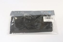 A large quantity of Digiflex Trixes DD04 hairdressers gowns (Approximately 60 items).