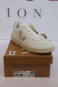 A pair of as new Veja V-10 trainers (UK 7).