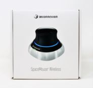 A boxed as new 3Dconnexion SpaceMouse Wireless (P/N: 3DX-700066) (Box sealed).