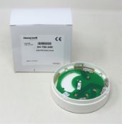 Fifty boxed as new Honeywell Gent 34000 S4-700-34K S-Quad Adapter Bases.