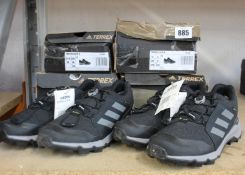 Six pairs of children's/youths as new Adidas Terrex GTX trainers (Some unboxed/damaged boxes).