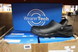 Five pairs of as new WearerTech Protect 5300 safety clogs (All UK 9 - RRP £45 each).