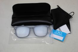 A quantity of as new blue light blocking glasses (Approximately 50 pairs).