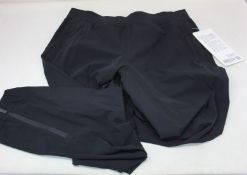 A pair of as new LuluLemon Adapted State HR joggers (Size 14 - RRP £118).