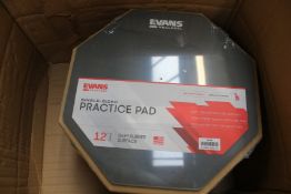 Seven as new Evans Realfeel 12