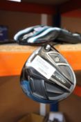 A pre-owned 99 Callaway Rogue Draw Driver golf club (Right-handed).