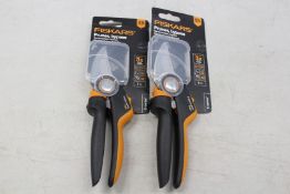 Twelve as new Fiskars Bypass Gardening Shears P921.
