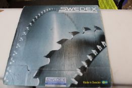 An as new Swedex N2EAM10 450mm 144 teeth circular saw blade (Triple chip negative for aluminium