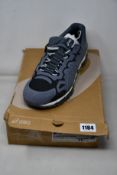 A pair of men's as new Asics Gel-Quantum 360 6 trainers (UK 10).