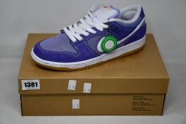 A pair of as new Nike SB Dunk Low Pro Iso Orange Label Unbleached with authentication tag (UK 8).