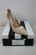 A pair of as new Aquazzura Bow Tie Pump 85 (EU 38.5).