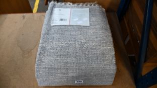 An as new Benuta Sydney Hand-Woven Rug in light grey (Approximately 200 x 300cm).