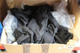 Five as new Brandit Britannia jackets (2 x M, 1 x L, XL, XXL).