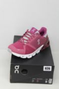 A pair of women's as new On Running Cloudflyer trainers (UK 6).