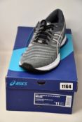 A pair of men's as new Asics Gel-Nimbus 22 Platinum (UK 10).