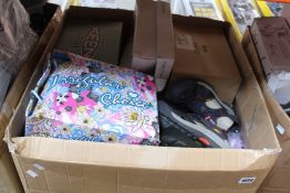 A quantity of as new footwear to include Geox, Crocs, Asics, Pataugas, Havaianas, Skechers, Schuh,