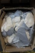 A quantity of as new unisex slippers (Approximately 40 pairs).