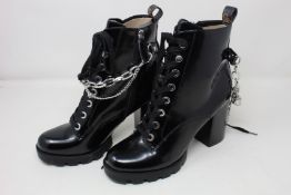 A pair of as new Guess Raziel boots (UK 7 - No box lid).