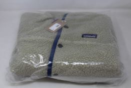 A men's as new Patagonia Snap Front Retro-X jacket (S - RRP £139).