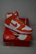 A pair of as new Nike Dunk Hi Retro (UK 8).