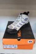 A pair of as new Merrell Moab 2 Vent Mid (UK 11).