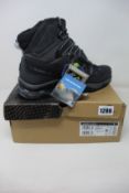 A pair of as new Salomon Quest 4 GTX boots (UK 10).