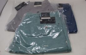 Three pairs of as new Fynch-Hatton casual fit shorts (Three different colours, all 31