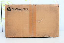 A boxed as new HP EliteDisplay E223 21.5-Inch Monitor (Box opened, damaged) (EU 2-pin plug