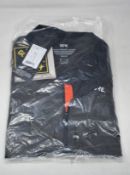 A men's as new Gore C5 GTX Shakedry 1985 jacket (M - RRP £300).