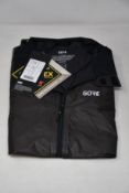A men's as new Gore C5 GTX Shakedry 1985 Viz jacket (M - RRP £300).