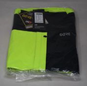 A men's as new Gore C3 Gore-Tex Paclite hooded jacket (M).