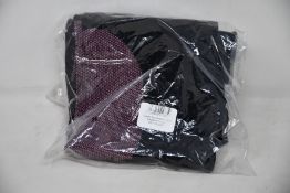 Two pairs of women's as new SubZero Factor 1 Plus base layer stretch leggings (M) together with