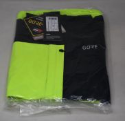 A men's as new Gore C3 Gore-Tex Paclite hooded jacket (S).